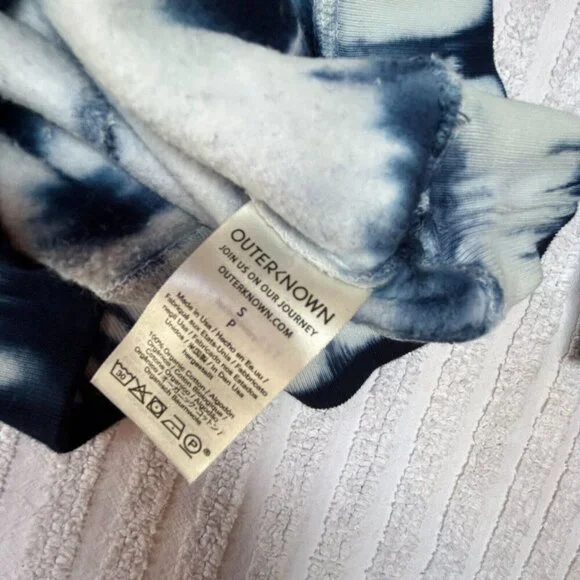 Outerknown Women Small Remote Surf Break T-Shirt Long Sleeve Tie Dye Blue Casual - Picture 4 of 9